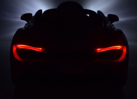 McLaren M720S MIĘKKIE KOŁA, MIĘKKIE SIEDZENIE, PEŁNA OPCJA/DKM720S