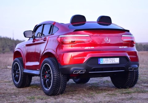 MERCEDES GLC 63S LICENCJA, 4X4, 2x12V, WALIZKA, MIĘKKIE KOŁA EVA, MIĘKKIE SIEDZENIE, LAKIER POLEROWANY, FULL OPCJA/XMX608