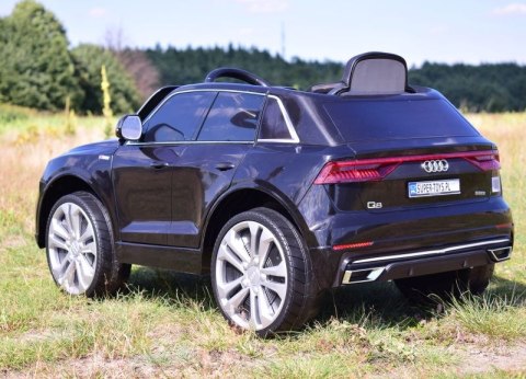 ORYGINALNE AUDI Q8 W NAJLEPSZEJ OPCJI, MIĘKKIE KOŁA, MIĘKKIE SIEDZENIE/JJ2066