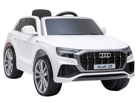 Auto na akumulator Audi Q8 dla dziecka PA0227