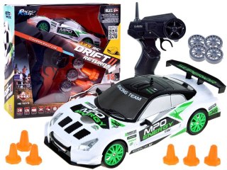 Samochód zdalnie sterowany do driftu AUTO drift pilot RC pachołki RC0506