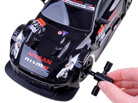 Auto sterowane Nissan GTR na pilota RC0504