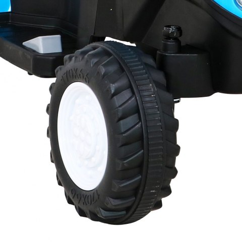 Traktor Z Przyczepą New Holland T7