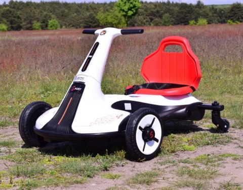 SZYBKI DRIFTUJĄCY GOKART, BLUETOOTH, ŚWIATŁA NOWOŚĆ/BDQ-8108