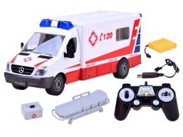 Ambulans karetka autko Pogotowie Ratunkowe RC0477