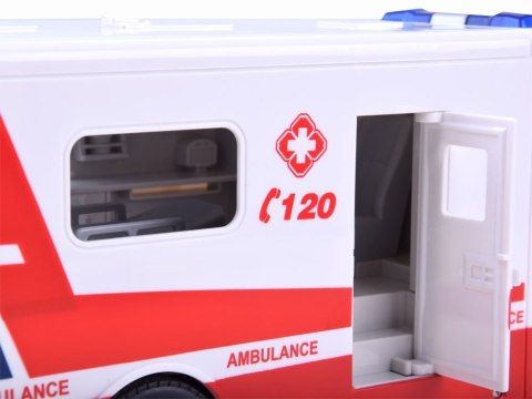 Ambulans karetka autko Pogotowie Ratunkowe RC0477