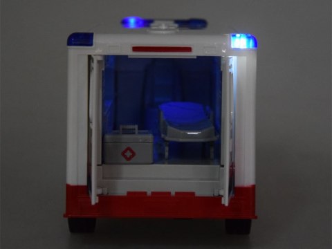 Ambulans karetka autko Pogotowie Ratunkowe RC0477