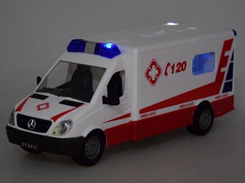 Ambulans karetka autko Pogotowie Ratunkowe RC0477