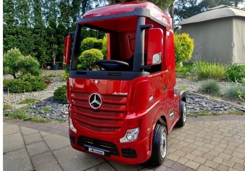 Auto na Akumulator Mercedes Actros Czerwony Lakierowany MP4