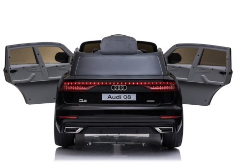 Auto na Akumulator Audi Q8 JJ2066 Czarny Lakierowany