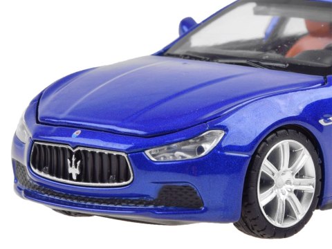 Auto Maserati Ghibli 1:32 metalowe autko ZA3752