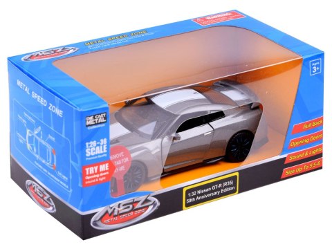 Auto Nissan GT-R 1:32 metalowe autko ZA3757