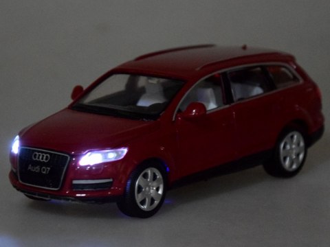 Auto Suv Audi Q7 1:32 metalowe autko ZA3748