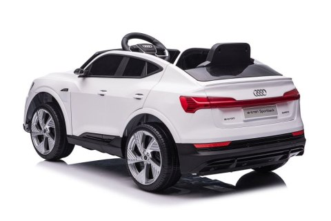 Auto Na Akumulator Audi E- Tron Białe QLS-6688