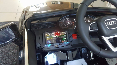 AUTO NA AKUMULATOR AUDI Q7 2.4G NA LICENCJI 2x45W + MIĘKKIE KOŁA EVA + SKÓRA FOTEL INTELIGENTNY PILOT 2.4 Ghz LEAN Toyz Audi Q7