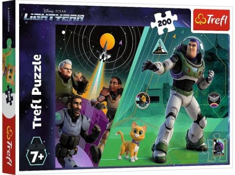 Puzzle 200 TREFL Przygody Buzza Astrala / Lightyear - Buzz Astral Disney