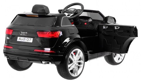 AUTO NA AKUMULATOR AUDI Q7 2.4G NA LICENCJI 2x45W + MIĘKKIE KOŁA EVA + INTELIGENTNY PILOT 2.4 Ghz + SKÓRA FOTEL Toyz Audi Q7