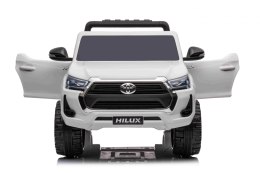 Toyota Hilux na akumulator dla dzieci Biały + Napęd 4x4 + Pilot + 2 bagażniki + Radio MP3 + LED