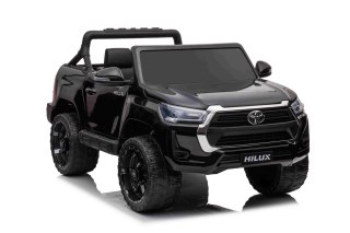 Toyota Hilux na akumulator dla dzieci Czarny + Napęd 4x4 + Pilot + 2 bagażniki + Radio MP3 + LED