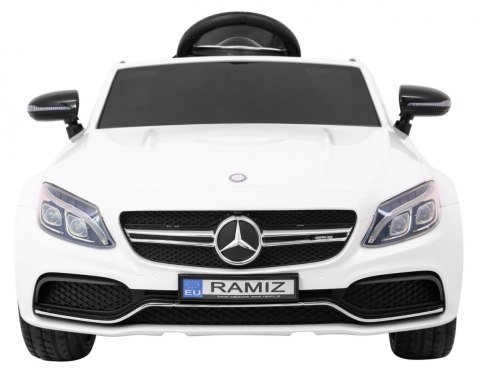 Auto na akumulator Mercedes Benz C63 AMG Biały