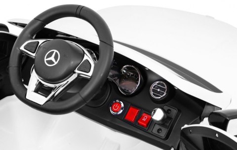 Auto na akumulator Mercedes Benz C63 AMG Biały