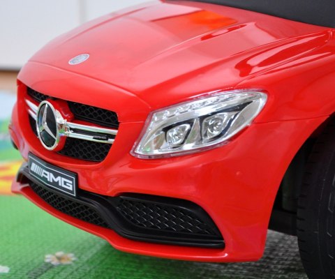 Pojazd MERCEDES-AMG C63 Coupe Red S