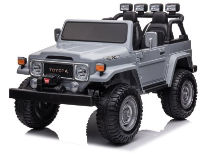 Autko na akumulator 2os Toyota Land Cruiser PA0285