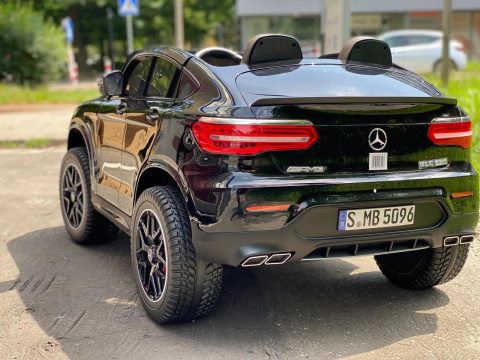 MERCEDES GLC 63S LICENCJA, 4X4, 2x12V, MIĘKKIE KOŁA EVA, MIĘKKIE SIEDZENIE, WALIZKA, FULL OPCJA/XMX608