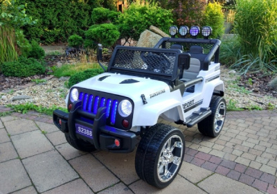 Autko terenowe Raptor Drifter Biały + Pilot + Napęd 4x4 + Schowek + Wolny Start + MP3 LED