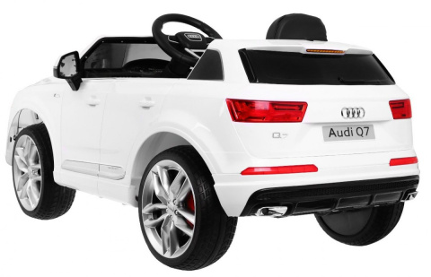 Auto na akumulator lakierowany AUDI Q7 Toyz Audi Q7 MIĘKKIE KOŁA EVA + INTELIGENTNY PILOT 2.4 Ghz