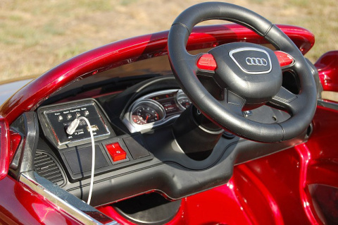 AUTO NA AKUMULATOR AUDI Q7 KOŁA EVA DWA SILNIKI, AMORTYZATORY PILOT 2.4 Ghz , LICENCJA, LAKIER POJAZDY NA AKUMULATOR DLA DZIECI