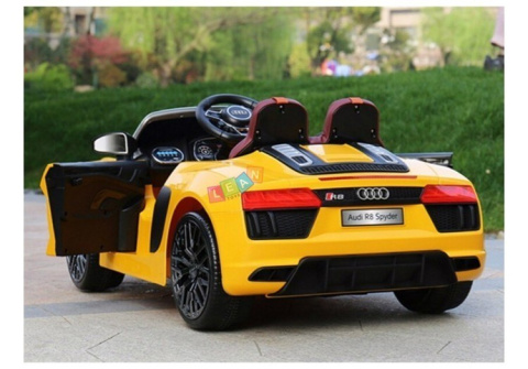 Auto na akumulator AUDI R8 Spyder RS