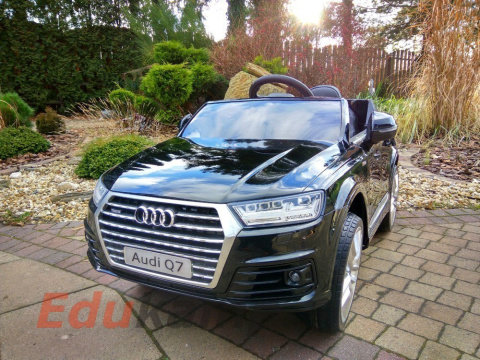 AUTO NA AKUMULATOR AUDI Q7 2.4G NA LICENCJI 2x45W + MIĘKKIE KOŁA EVA + SKÓRA FOTEL + INTELIGENTNY PILOT 2.4 Ghz