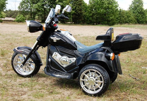 MOTOR CHOPPER Z OPARCIEM I DŹWIĘKAMI/C119