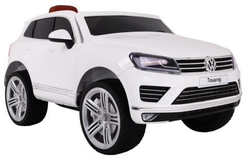 Pojazd Volkswagen Touareg Biały