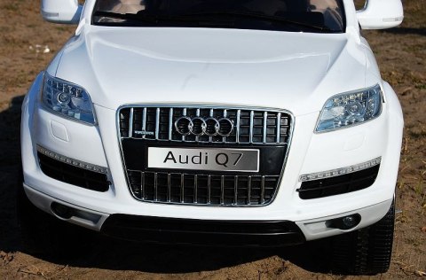 DWUOSOBOWE AUTO NA AKUMULATOR AUDI Q7 DLA DZIECKA