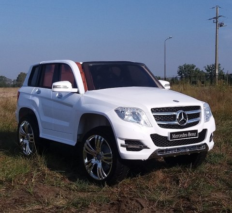 MERCEDES GLK 300 DWA SILNIKI, OTWIERA DRZWI, MIĘKKIE KOŁA I SIEDZENIE/GLK300