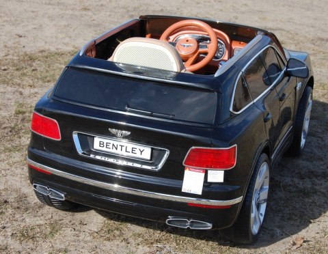 ORYGINALNY BENTLEY BENTAYGA WERSJA EXCLUSIVE, MIĘKKIE SIEDZENIE/2158