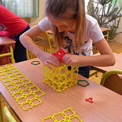 KLOCKI REKO KONSTRUKCYJNE W WORKU 120 EL