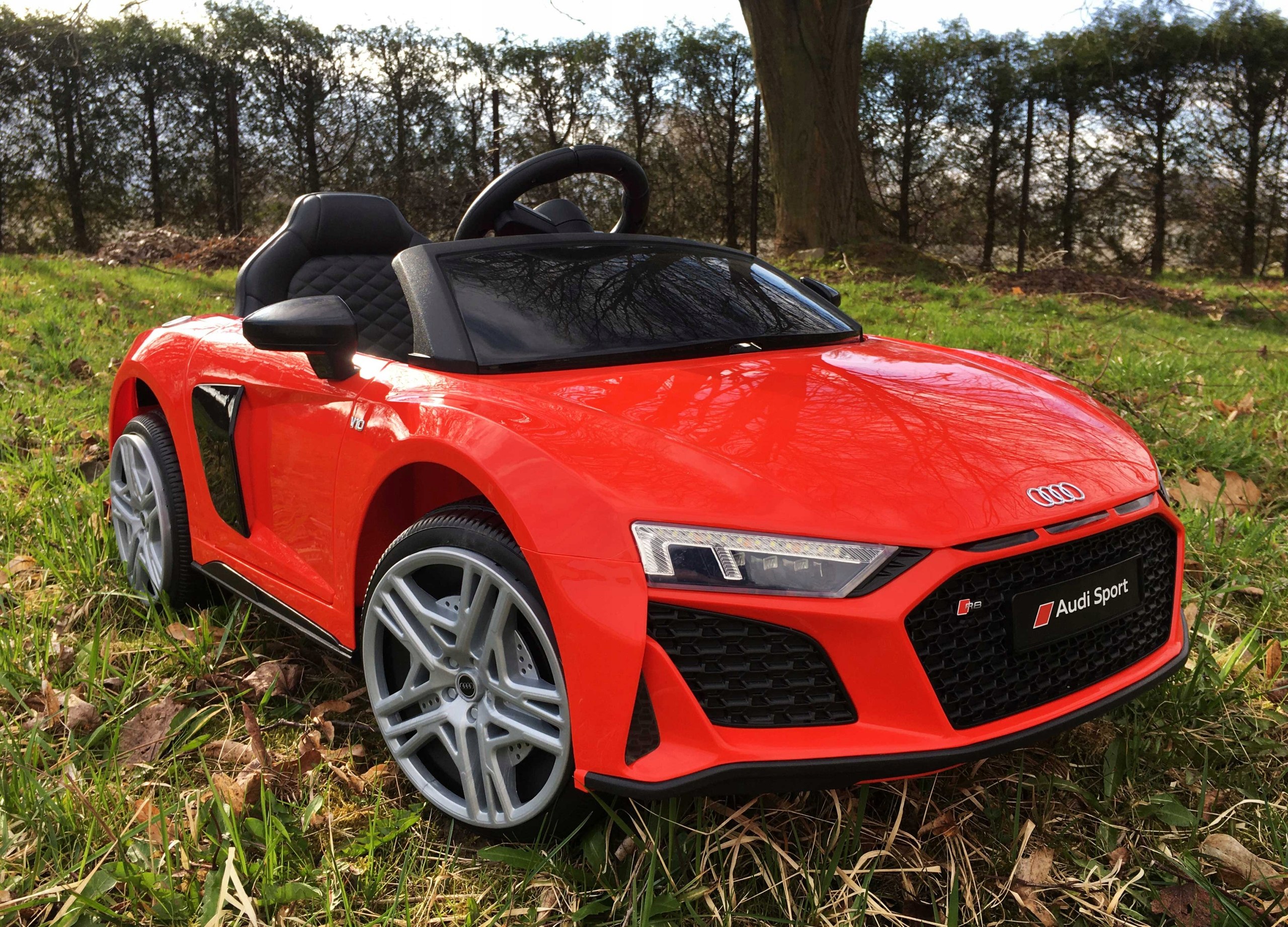 Auto Na Akumulator Audi R8 Spyder LEDy USB PILOT Wiek dziecka 12 m +