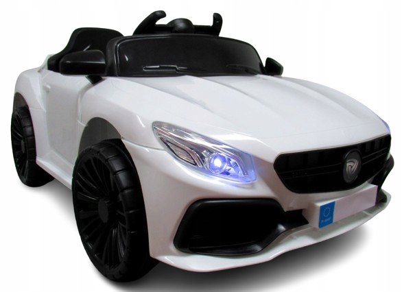 Sportowe Cabrio Z6w Auto na akumulator 2 silniki Pilot 2.4G EAN (GTIN) 0652733503237