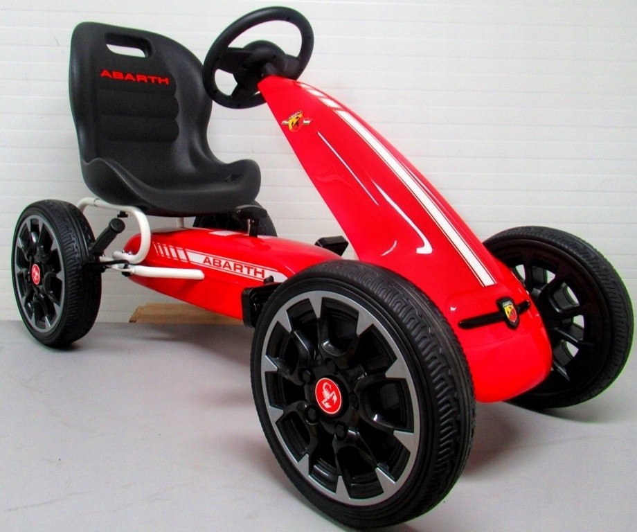 GOKART G6 ABARTH NA PEDAŁA PIANKOWE KOŁA EVA HAMULEC Wiek dziecka 3 lata +